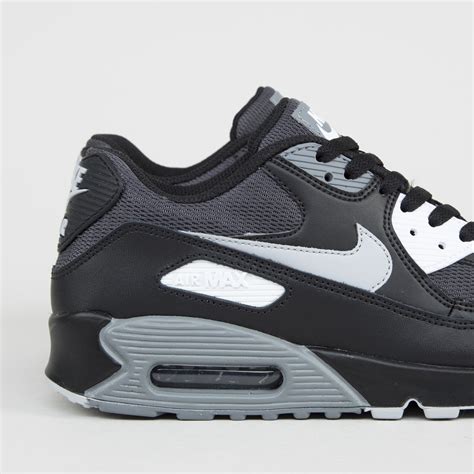 nike black wolf grey